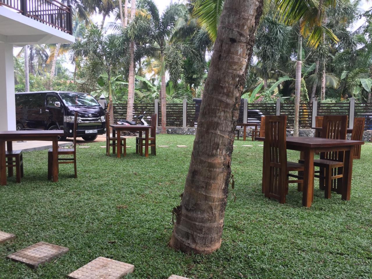 Bay Hiriketiya Hotel Dikwella Exterior foto