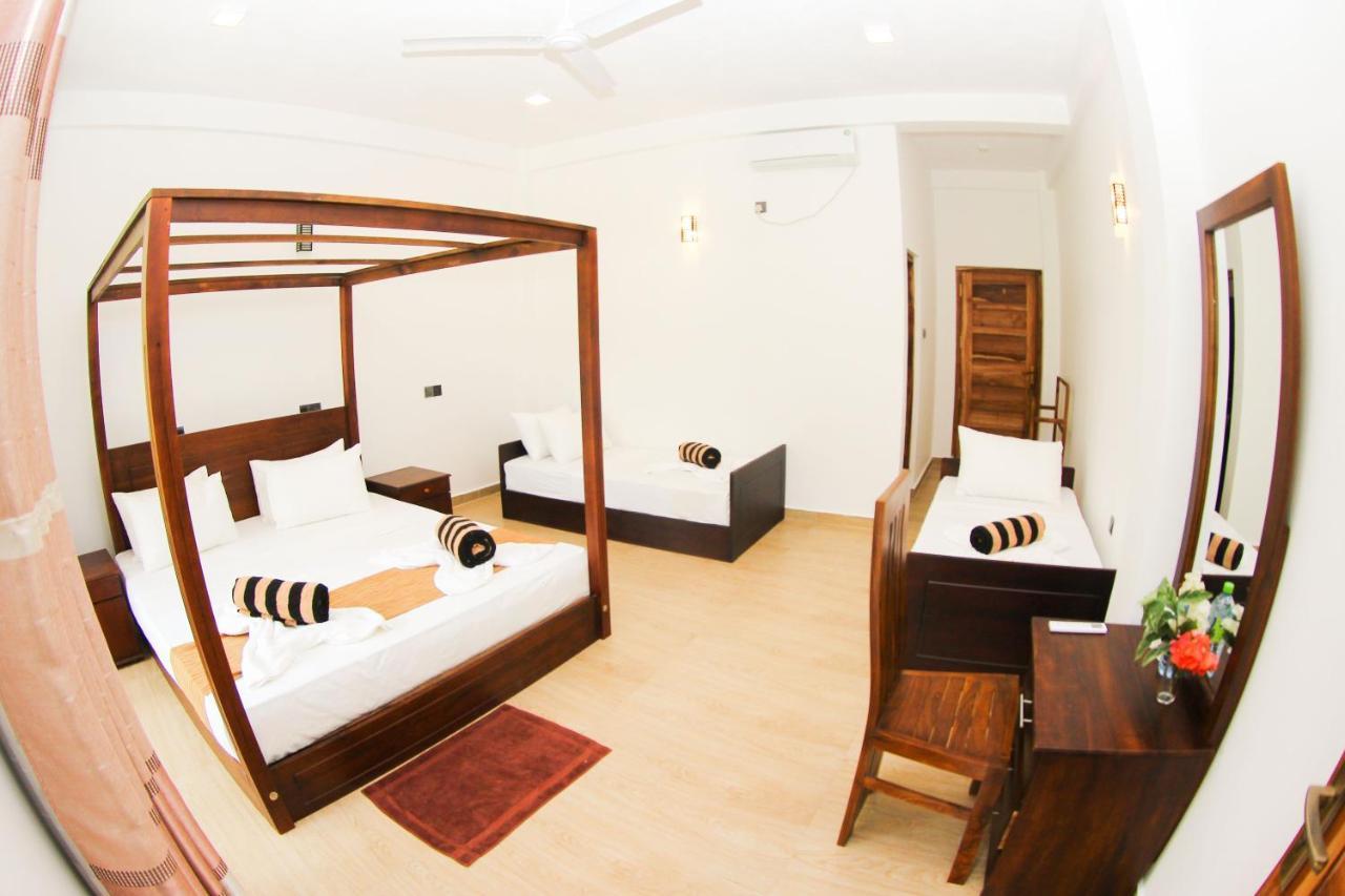 Bay Hiriketiya Hotel Dikwella Exterior foto